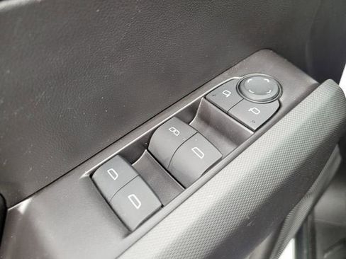 Used 2024 Chevrolet Colorado LT w/ LT Convenience Package image 28