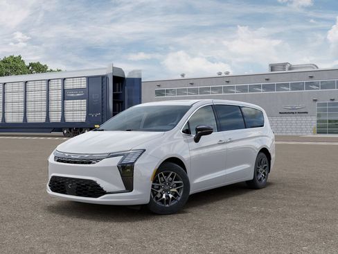 New 2027 Chrysler Pacifica Limited FWD image 1