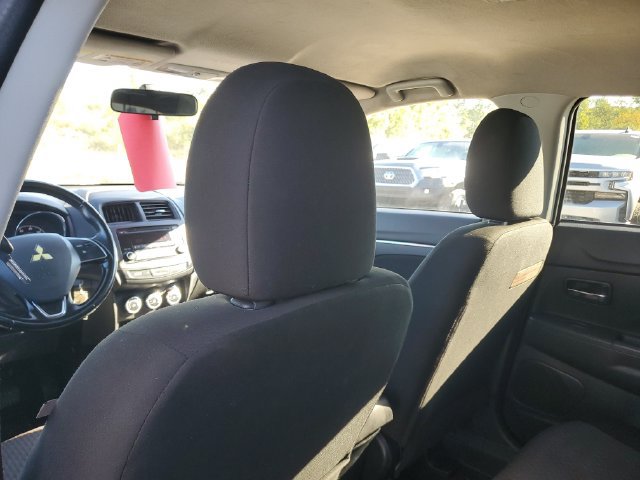Used 2017 Mitsubishi Outlander Sport ES AWD/4WD image 8