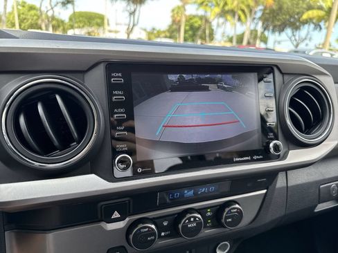 Used 2022 Toyota Tacoma SR5 RWD image 49