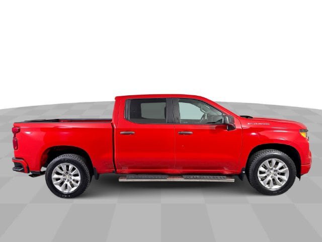 Used 2023 Chevrolet Silverado 1500 Custom RWD image 9