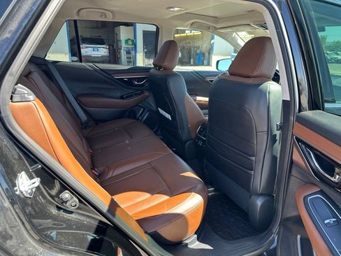 Used 2025 Subaru Outback Touring XT AWD/4WD image 15