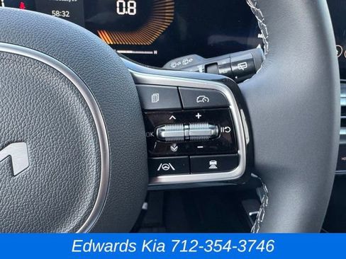 New 2025 Kia Sorento EX w/ Panoramic Sunroof Package image 19