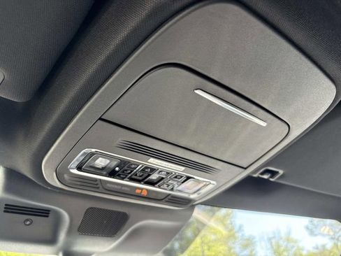 New 2026 Lincoln Navigator Reserve AWD/4WD image 31
