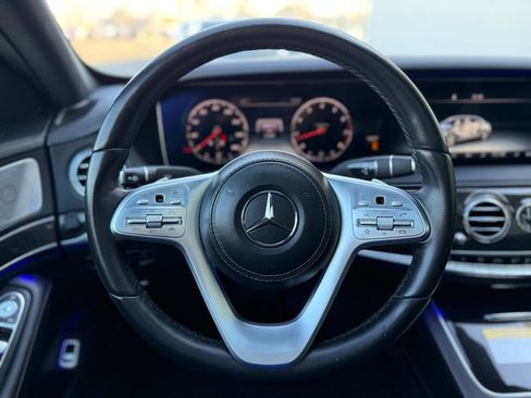 Used 2019 Mercedes-Benz S 560 Sedan image 12
