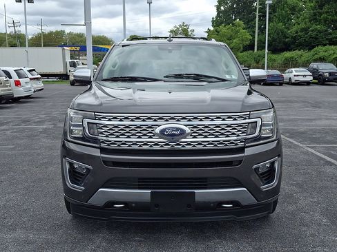 Used 2018 Ford Expedition Platinum AWD/4WD image 2