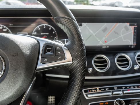 Used 2018 Mercedes-Benz E 43 AMG 4MATIC Sedan image 23