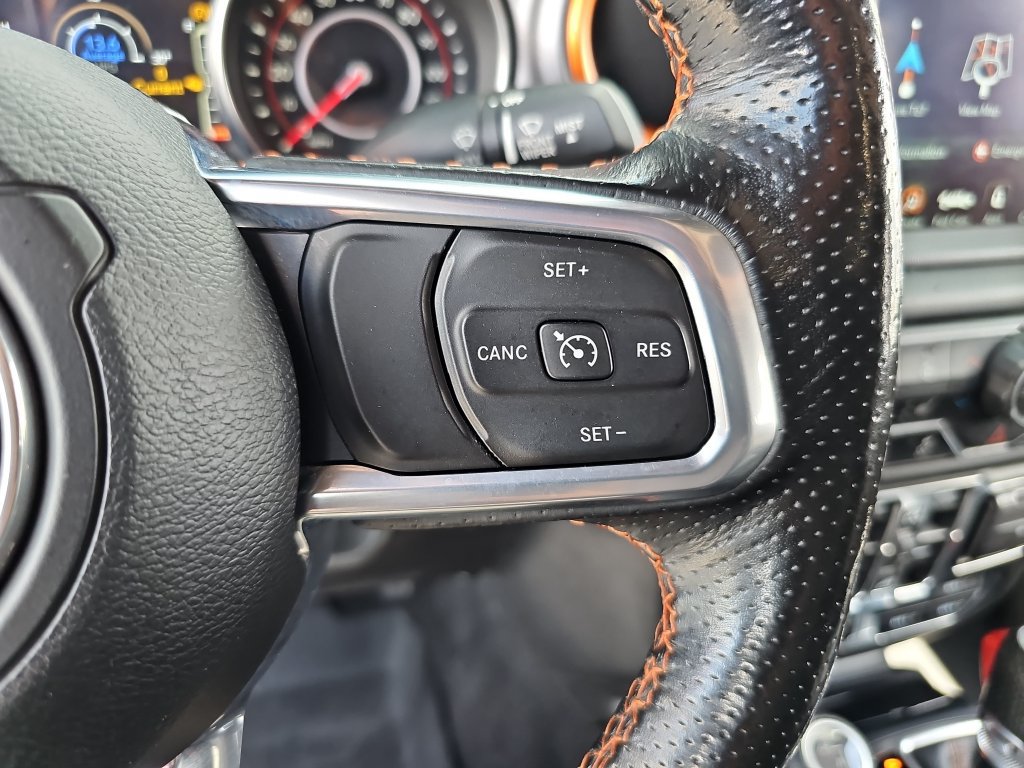 Used 2021 Jeep Gladiator Mojave AWD/4WD image 12