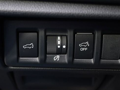 Certified 2025 Subaru Outback Limited image 25