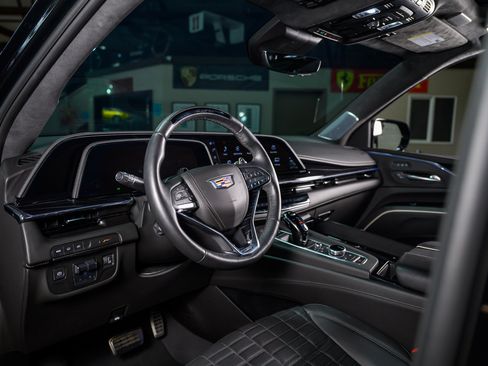 Used 2024 Cadillac Escalade V w/ LPO, Floor Liner Package image 20