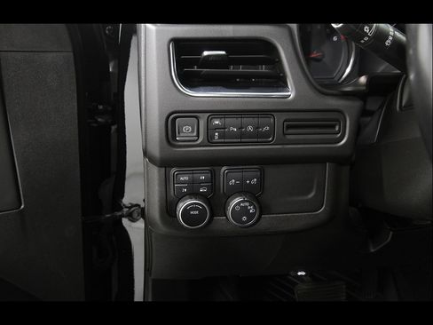 Certified 2022 Chevrolet Suburban LS AWD/4WD image 6