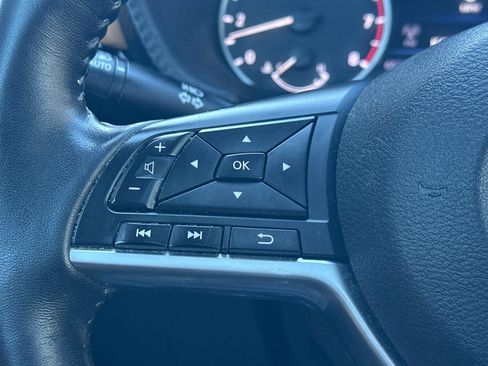 Used 2020 Nissan Sentra SV w/ SV Premium Package image 36