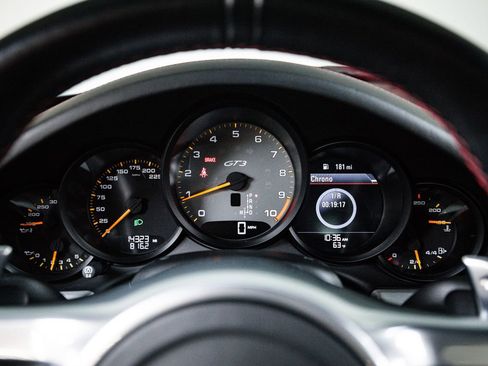Certified 2015 Porsche 911 GT3 RWD image 16