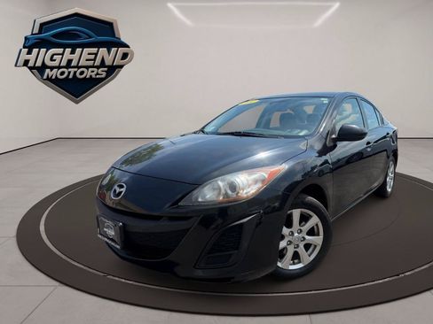 Used 2011 MAZDA MAZDA3 i Touring FWD image 2