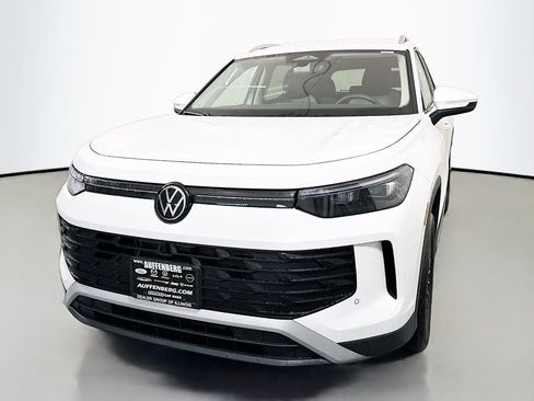 New 2026 Volkswagen Tiguan S image 3