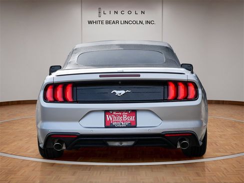 Used 2020 Ford Mustang Premium image 6