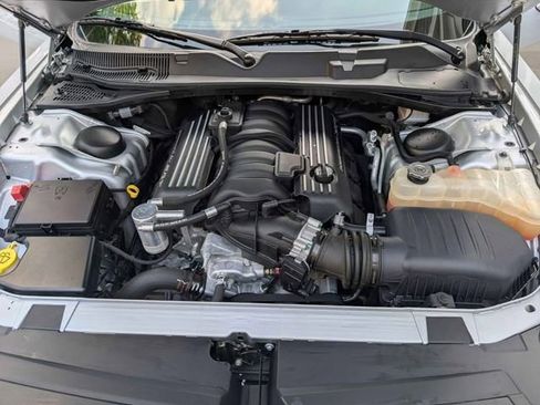 Used 2023 Dodge Challenger R/T Scat Pack RWD image 6
