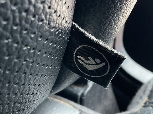 Used 2019 Ford Expedition XLT w/ Equipment Group 202A image 16