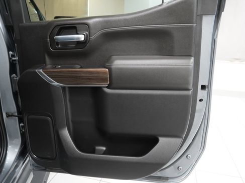 Used 2021 Chevrolet Silverado 1500 LT Trail Boss w/ Convenience Package II AWD/4WD image 33