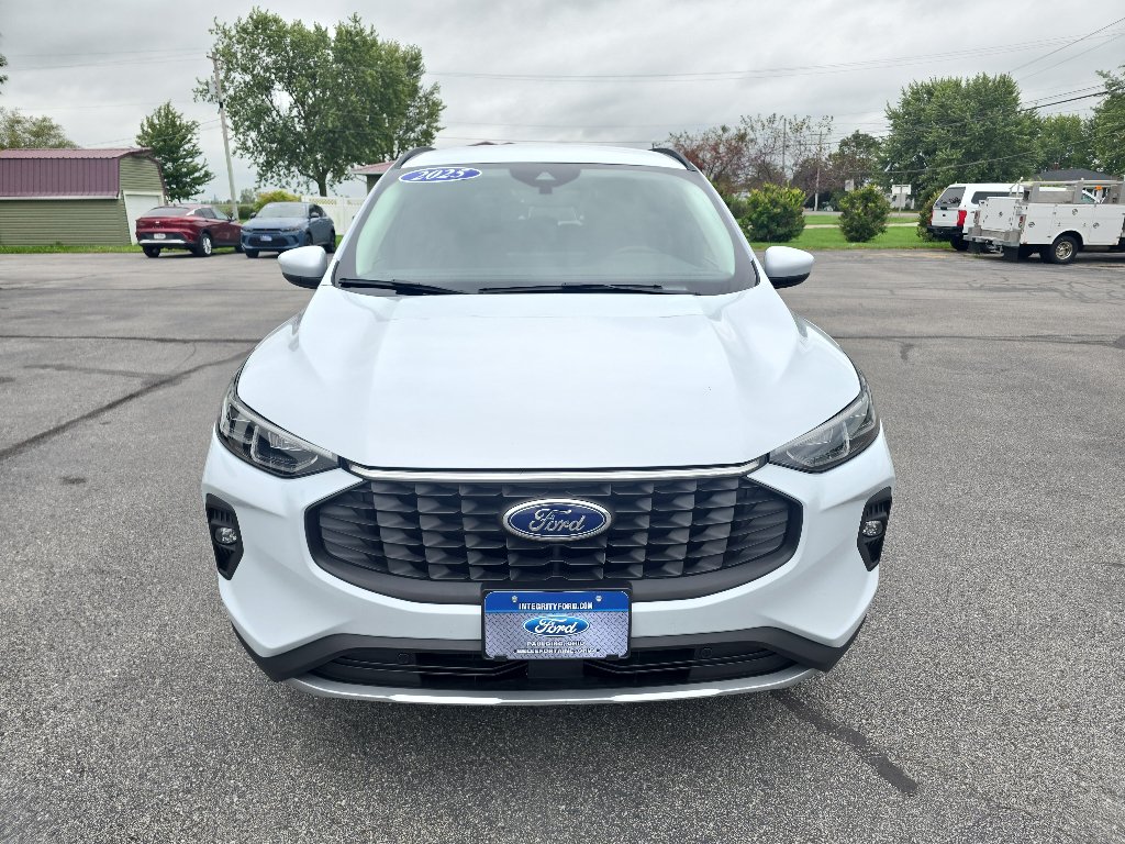 Used 2025 Ford Escape Platinum AWD/4WD image 3