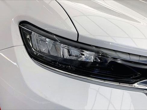 New 2025 Jeep Grand Cherokee Laredo X w/ Luxury Tech Group I image 15