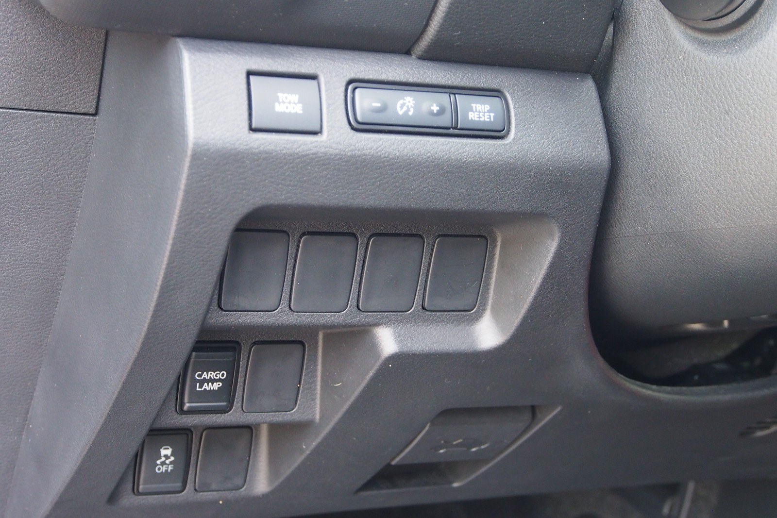 Used 2022 Nissan Frontier Pro-X RWD image 20