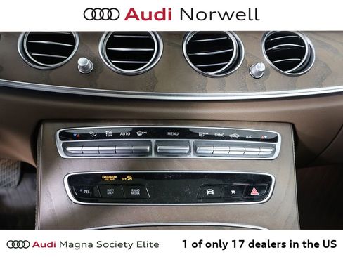 Used 2023 Mercedes-Benz E 350 4MATIC Sedan image 4