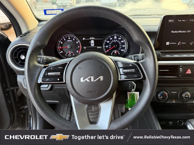 Used 2023 Kia Forte LX FWD image 13