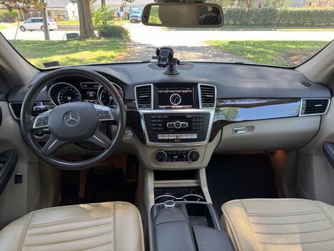 Used 2013 Mercedes-Benz ML 350 4MATIC image 16