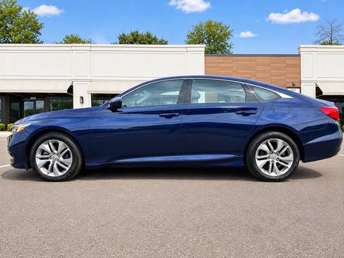 Used 2020 Honda Accord LX image 2