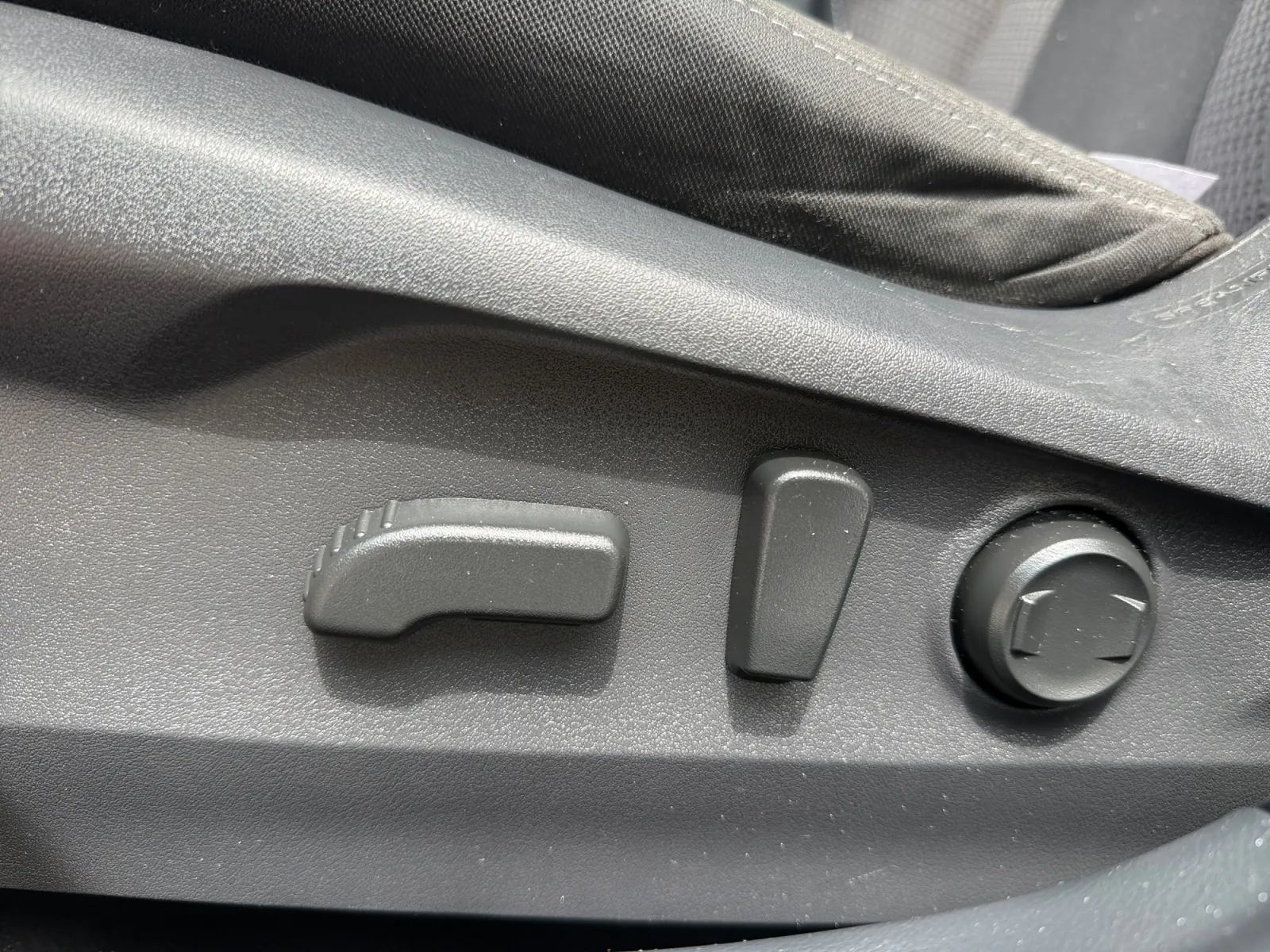 Used 2024 Subaru Outback Premium AWD/4WD image 17