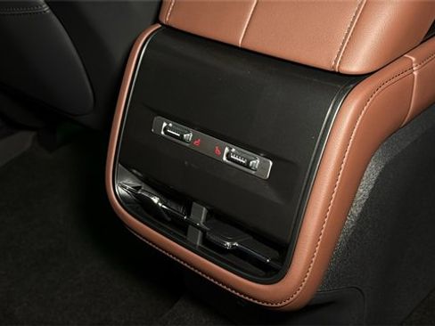 New 2026 Lincoln Nautilus Reserve image 12