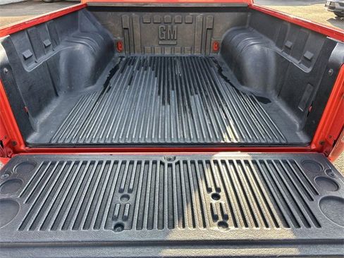 Used 2010 GMC Canyon SLT image 21