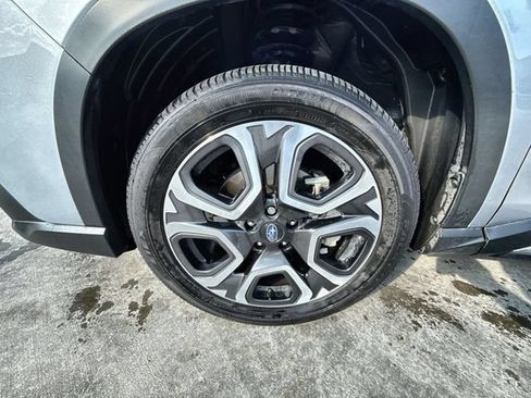 Used 2023 Subaru Ascent Touring AWD/4WD image 10