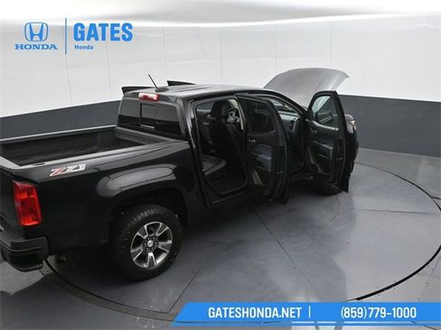 Used 2017 Chevrolet Colorado Z71 image 54