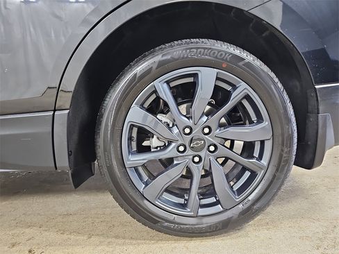 Certified 2023 Chevrolet Equinox RS w/ LPO, Floor Liner Package image 39