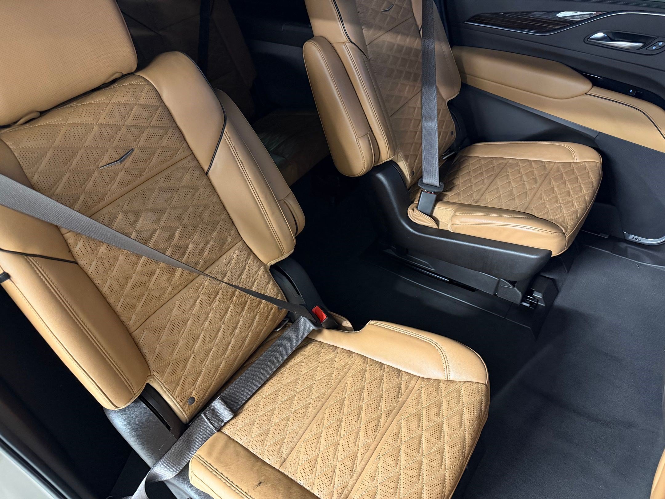 Used 2021 Cadillac Escalade ESV Premium Luxury w/ Driver Assist Tech Package AWD/4WD image 53