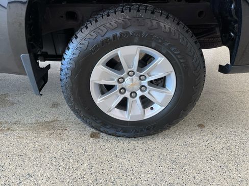 Used 2024 Chevrolet Silverado 1500 W/T w/ WT Value Package image 9