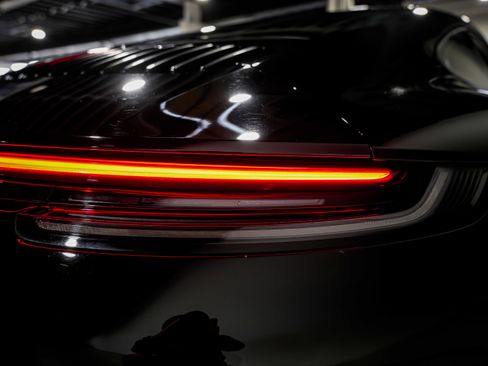 Used 2020 Porsche 911 Carrera S image 39