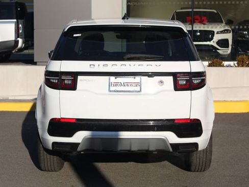 Used 2025 Land Rover Discovery Sport S image 7