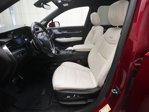 Used 2020 Cadillac XT6 Sport AWD/4WD image 7