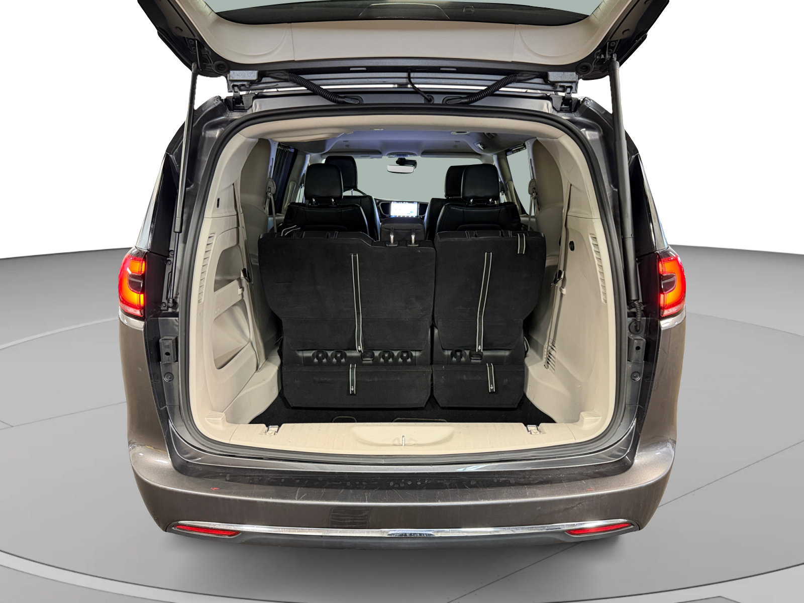 Used 2022 Chrysler Pacifica Touring-L FWD image 25