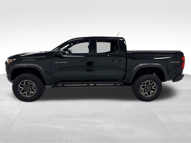 Certified 2024 Chevrolet Colorado ZR2 w/ Safety Package AWD/4WD image 3