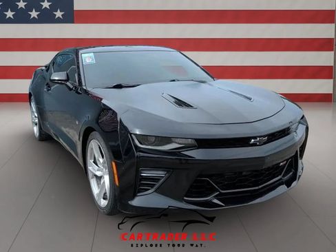 Used 2016 Chevrolet Camaro SS RWD image 9