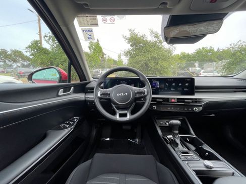 Used 2025 Kia K5 LXS image 33