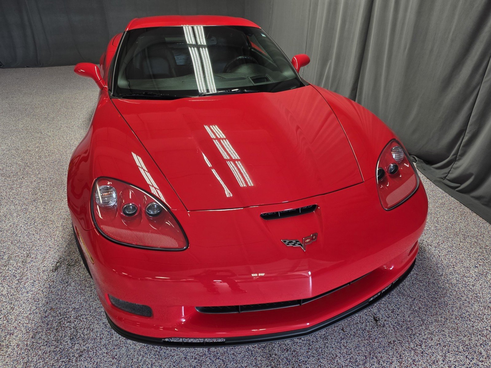 Used 2011 Chevrolet Corvette Grand Sport w/ Preferred Equipment Group RWD image 2