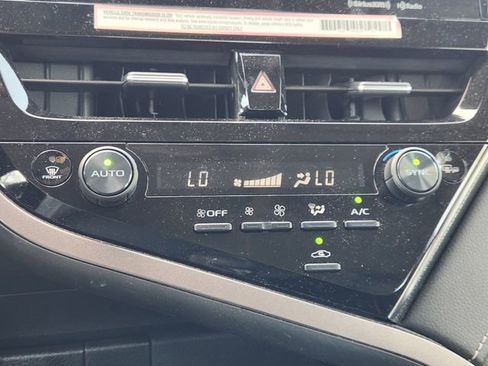 Used 2024 Toyota Camry XSE FWD image 14