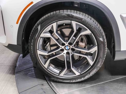 Used 2025 BMW X5 sDrive40i w/ Executive Package RWD image 10