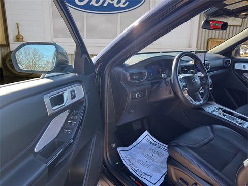 Used 2024 Ford Explorer ST w/ Equipment Group 401A image 17
