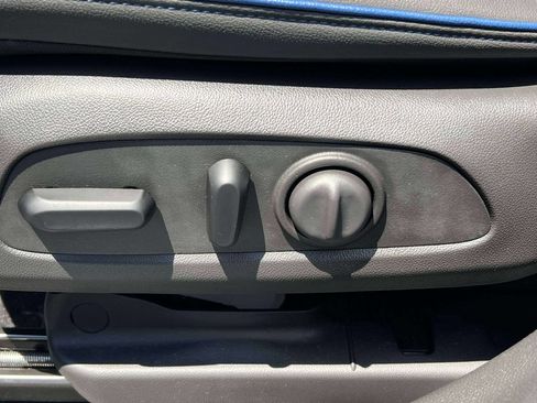 Used 2024 Buick Envista Sport Touring w/ Convenience I Package FWD image 18